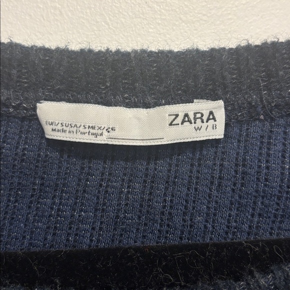 Zara Navy Sweater with Colorful Embroidery - Picture 5 of 11
